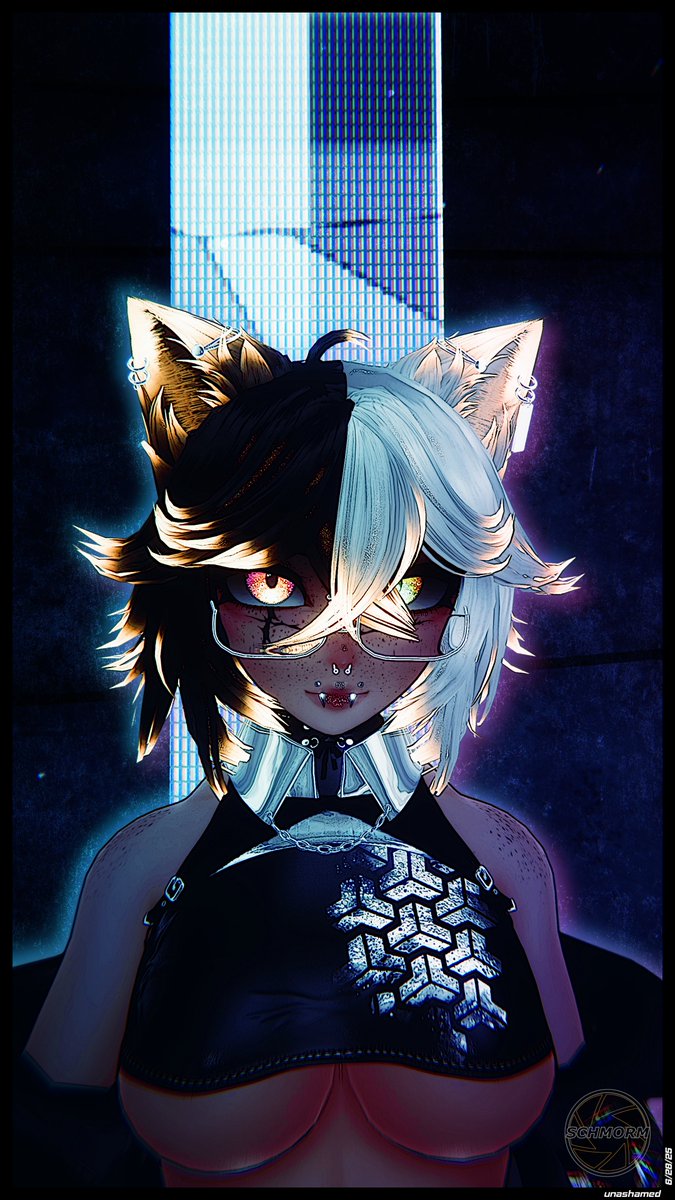 StormSchmorm's tweet image. Unashamed.
World Link --
vrchat.com/home/world/wrl…
World Creator -- @kakulity
