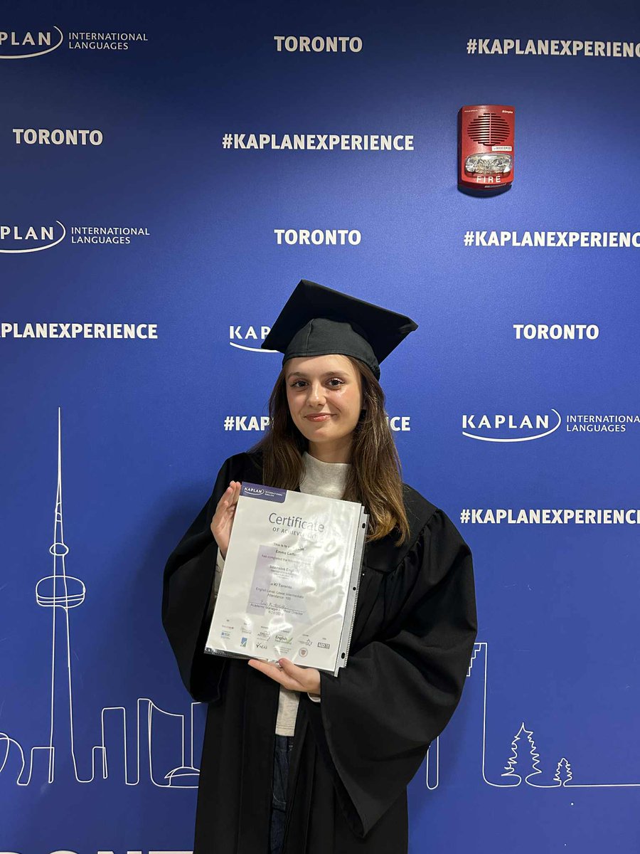 ELLE EST REVENUE !!!