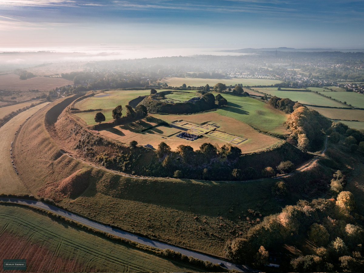 Evening everyone! Here's Old Sarum, photo taken in 2023.