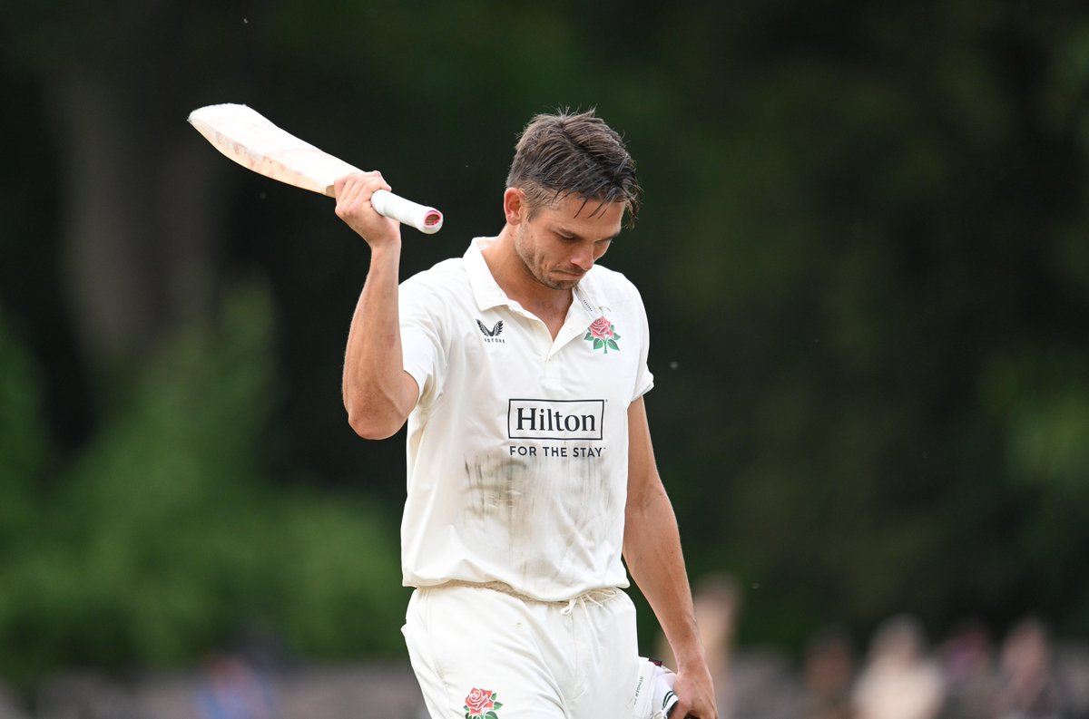 lancscricket's tweet image. Top class innings from a top class player 💯😎

🌹 #RedRoseTogether | @chrisgreen_93