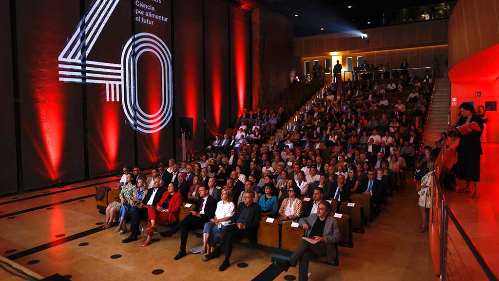 Setmanari L'Ebre tweet media