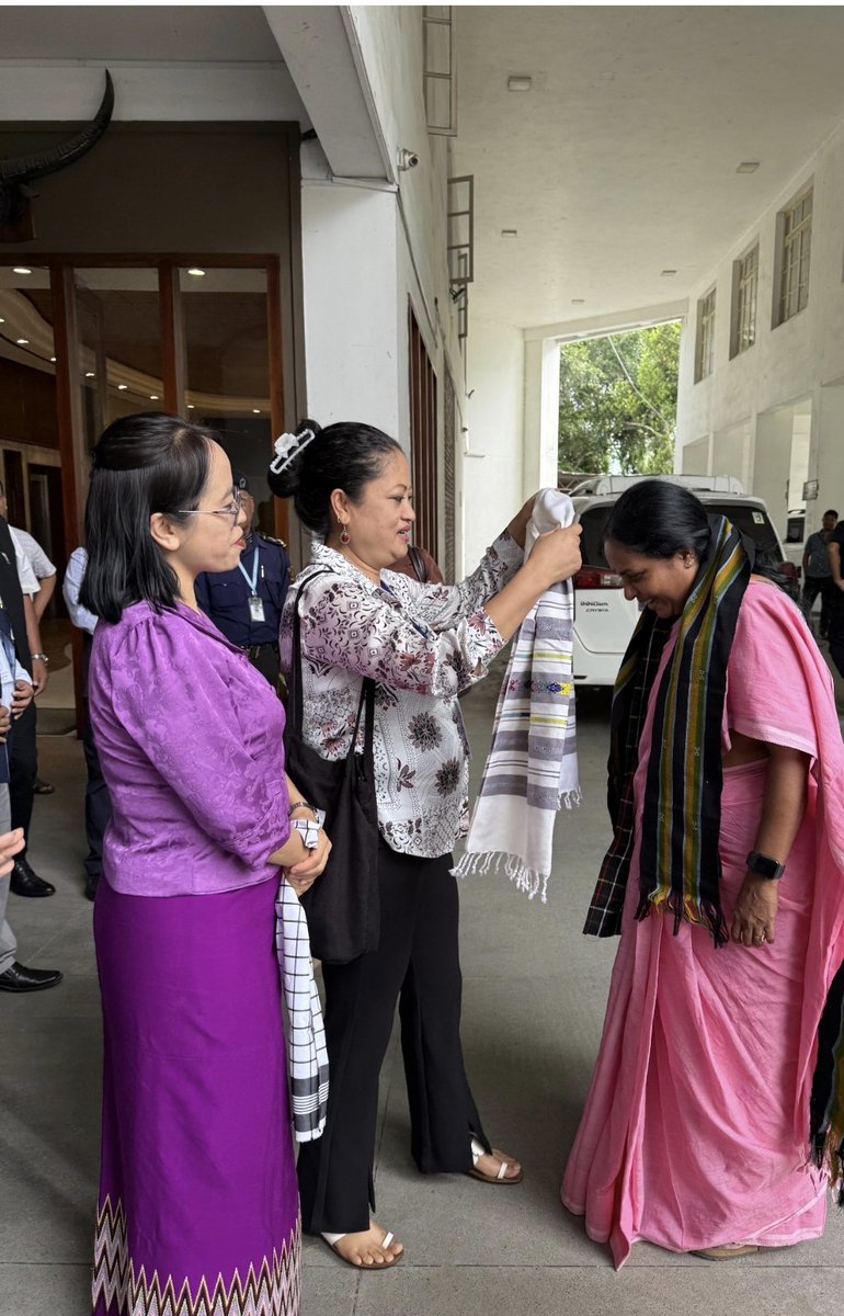 MabiakiChhangte's tweet photo. BJP Mizoram State President thlanna tura .BJP National Mahila Morcha President  Smt Vanithi ji  Returning Officer ni tur a i lo kal hi Bjp Mizoram Mahila Morcha chuan thin lung takin kan lo lawm a che .@BJPMahilaMorcha
@VanathiBJP @blsanthosh @deveshkumarbjp @hmuakabjp https://t.co/0EZjNj4XBe