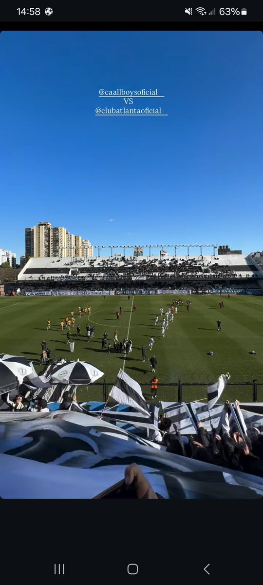Por más recitales de don osvaldo así la vemos llena.