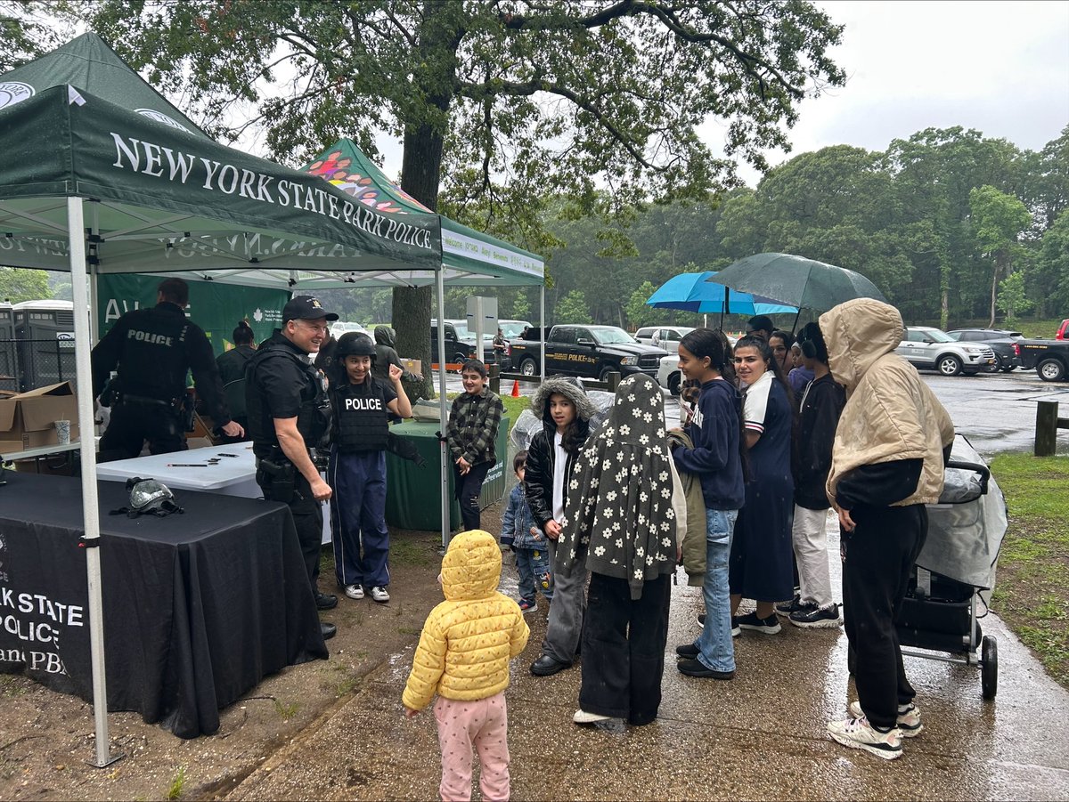 Only 349 days left until next year's Get Outdoors and Get Together Day! Re-live this joyous multi-agency collaboration and save the date for June 13, 2026. loom.ly/vg2KJ6I