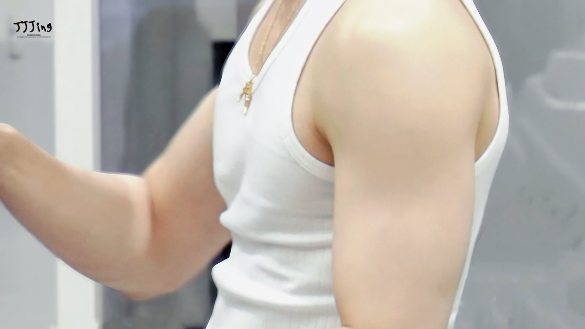 250629 LHR출발
 💪🏻뭐야…

#재민 #JAEMIN #ジェミン
#NCTDREAM #NCT