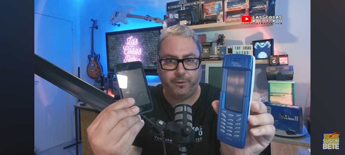 LasCosasRetro's tweet image. Hoy te cuento la historia del iPhone español que salió 3 años antes que el iPhone y la de su compañía, VITELCOM.
Una historia que, oh, sorpresa, resultó en uno de los fraudes más grandes de los 2000.
Dale al play y COMPARTE que ayuda mucho:
youtu.be/Skhf8x5Sjbg