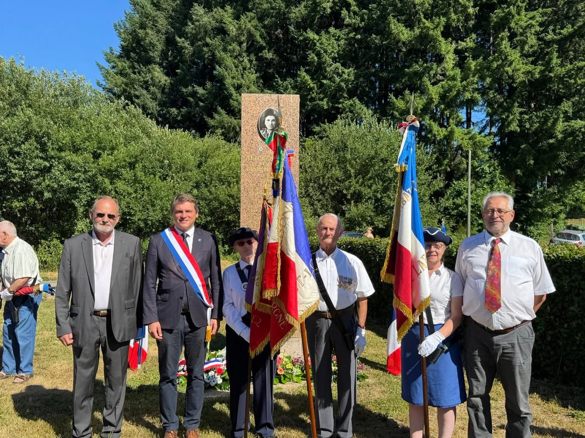 🇫🇷 Ce matin, à Arfeuilles, nous avons rendu hommage à Alice ARTEIL, grande figure de la Résistance, devant la stèle du Précontemp.

En 1942, alors que l’obscurité couvrait la France, elle a choisi la lumière du courage. En distribuant des tracts, en prenant les armes, en