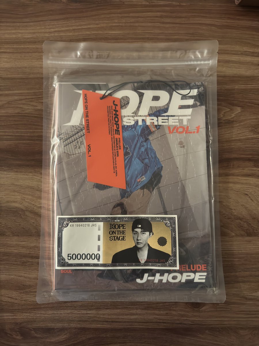 vinnamoo's tweet image. Bts Albüm Satış 

- Fiyatlar altta 
- Her o pc hariç tam içerik 
- Muse ve Hots jelatinli ama ikisinde de hasar var 
- Ayırma ✅

@btssatisdevir @Btssatisvetakas @btssatis13 @btssatis7 #btssatis