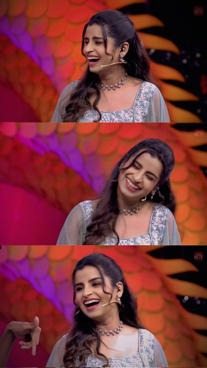 Her smile 🧿🧿
#Sivaangi