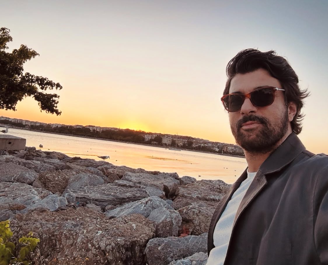 Yakışıklı oyuncu Engin Akyürek 📸💥❤️

#EnginAkyürek