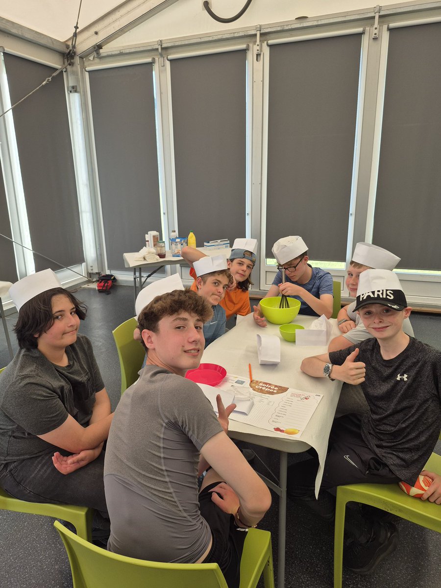 ChristletonHS's tweet image. 🥞 Soirée Crêpes!
Year 8 had a fantastique Saturday evening enjoying crêpes, French music, and lots of laughter! 🇫🇷
#Year8 #SoiréeCrêpes #The5Cs