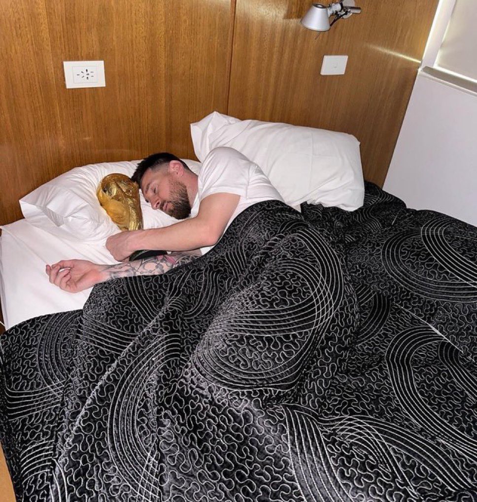 Weather for two,

Lionel Messi and his World Cup 🏆