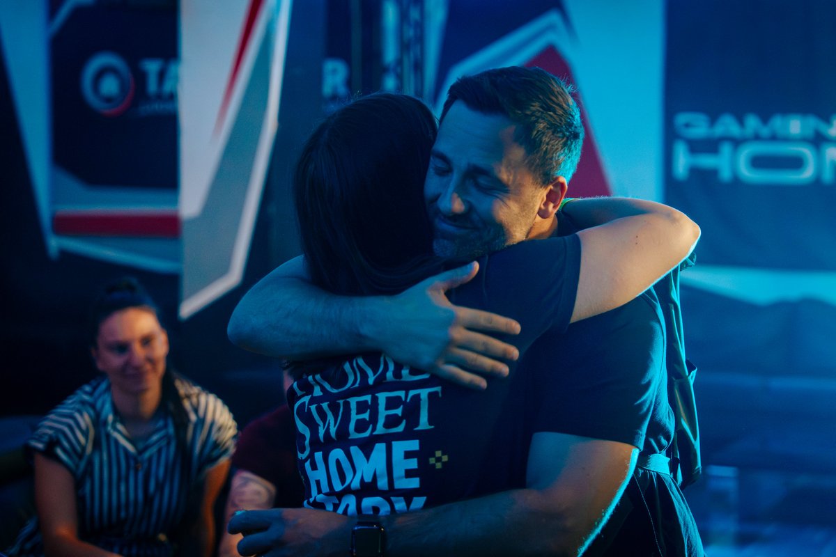 Big shoutout to all helpers, new visitors, OG's, the chat and everyone, who still lives and loves StarCraft! ♥️