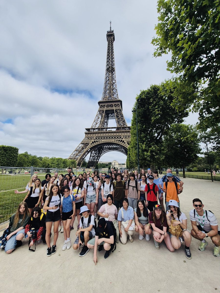 ChristletonHS's tweet image. ☀️ A very sunny Sunday in Paris!
Year 8 took in the sights with a trip to the Eiffel Tower, a Seine river cruise, a visit to the Arc de Triomphe, and a bit of shopping on the Champs-Élysées! 🇫🇷🛍️

#Year8 #ParisAdventures #The5Cs #Cheerful #Creative #Committed