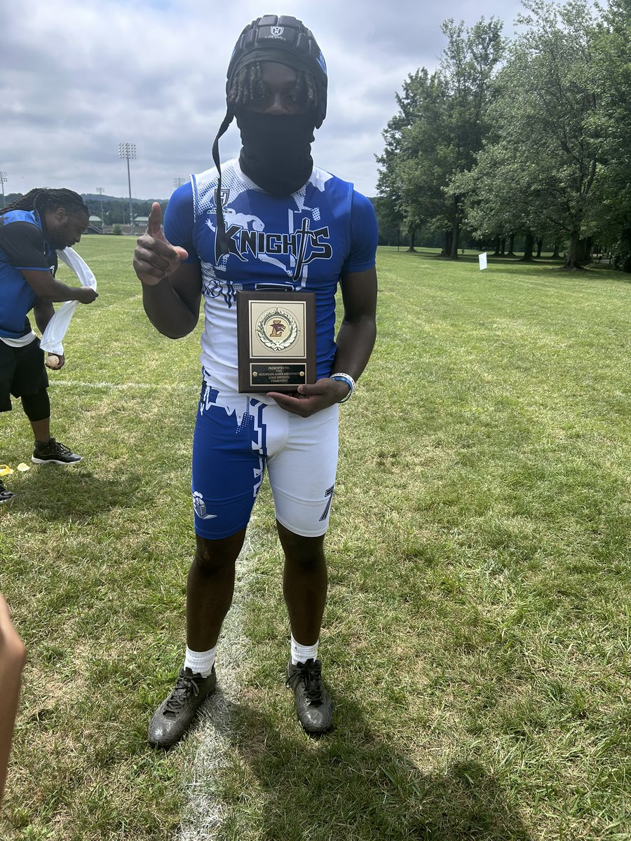(D)aniel (G)beaday💪🏾🏈 tweet media