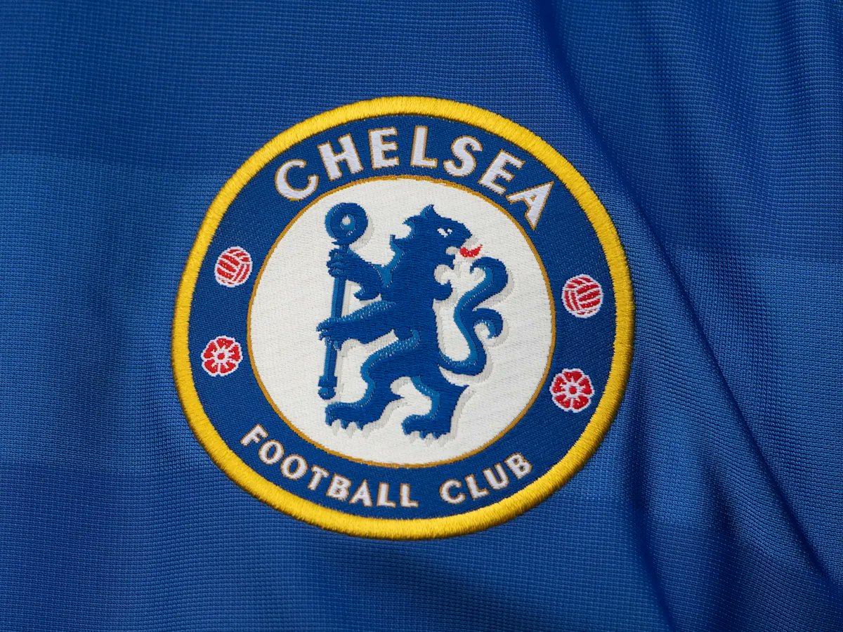 DeadlineDayLive's tweet photo. 🚨 𝗖𝗢𝗡𝗙𝗜𝗥𝗠𝗘𝗗: Chelsea have agreed a deal to sign João Pedro from Brighton for a fee in excess of £50m.

7-year contract.

Chelsea are cooking.

(Source: @David_Ornstein) https://t.co/cIoCG343Bn