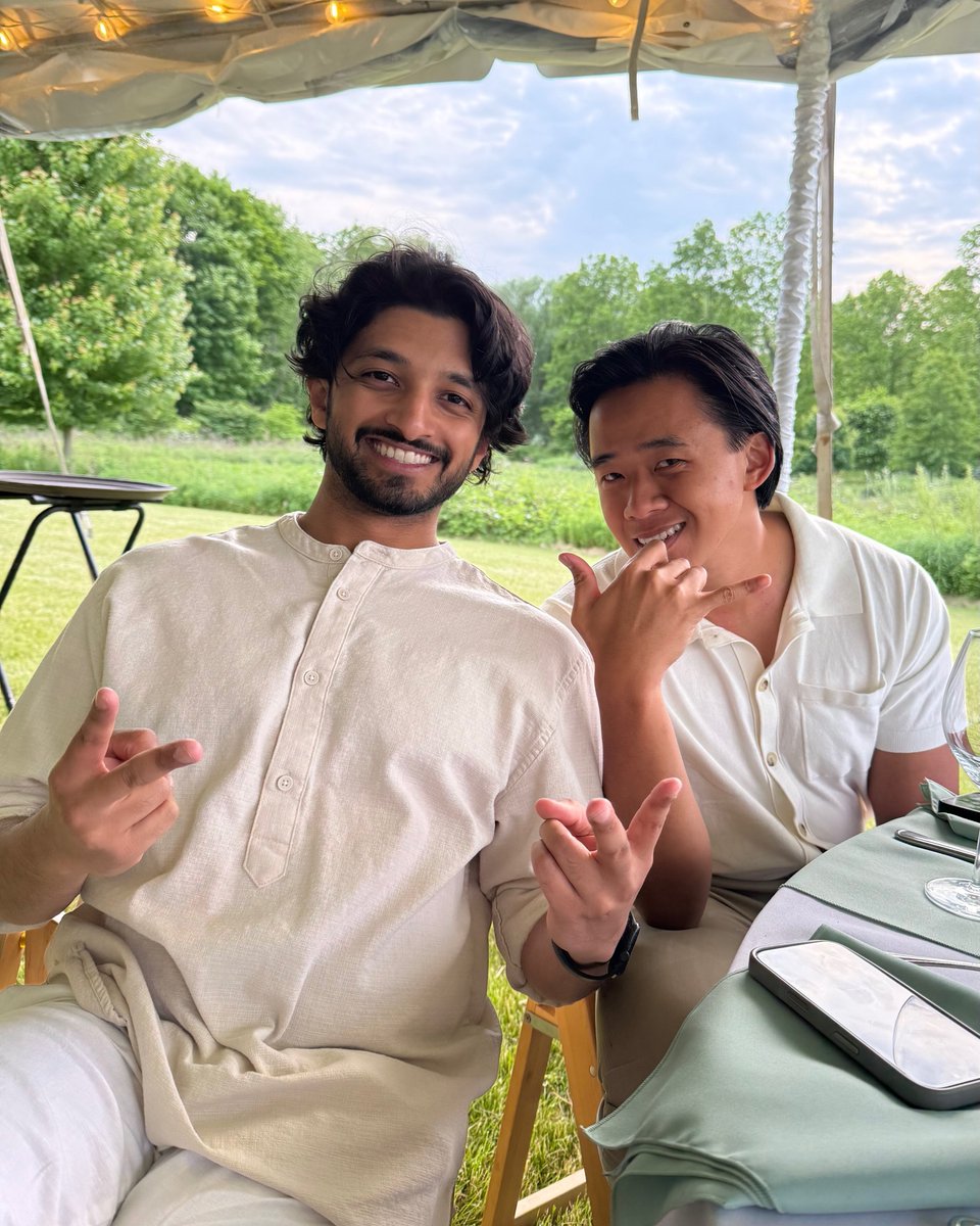 URNeurosurgery's tweet image. Welcome aboard to our new PGY-1s, Sajal and Huy! 🧠🎉 @SajalAkkipeddi @HtxDang
#Neurosurgery #NeuroTwitter #MedTwitter #MedX #Residency