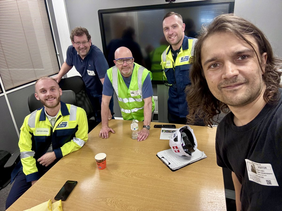 It’s been a busy old time in the nice weather 🌞

Here’s some BTS shots from Friday’s shoot in #WestBromwich. FPV Flythrough of an intricate environment (a big steel company) and some regular drone work externally. 🎥

#videographer #dronepilot #fpvpilot #drone #fpv #photographer