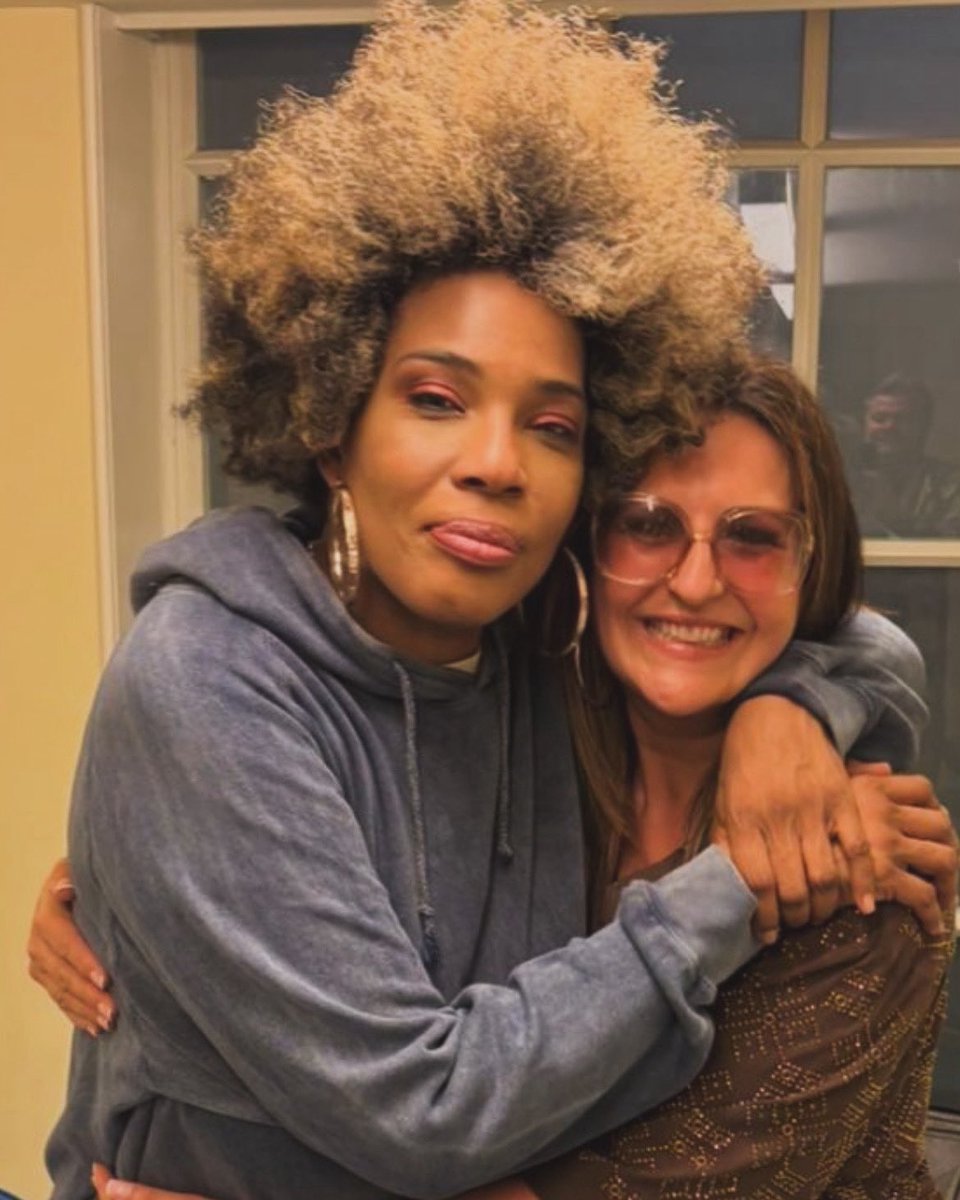 MALISSA (@musicmalissa) on Twitter photo Blessed to meet this wonderful soul the beautiful Macy Gray❤️ Thanks to the fabulous <a href="/ALONESTAR1/">jethro ALONESTAR Sheeran</a> for making this moment happen. Had such an amazing weekend 💫 #25year #concert #birmingham #backstage #macygray 💫 <a href="/marlandmusic/">Ronnie StJohn Laurie</a> Blessed to meet this wonderful soul the beautiful Macy Gray❤️ Thanks to the fabulous <a href="/ALONESTAR1/">jethro ALONESTAR Sheeran</a> for making this moment happen. Had such an amazing weekend 💫 #25year #concert #birmingham #backstage #macygray 💫 <a href="/marlandmusic/">Ronnie StJohn Laurie</a>