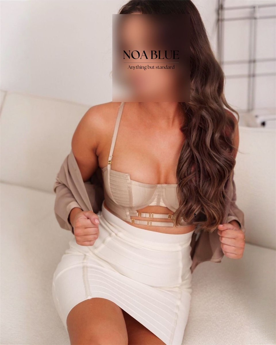 I let my sensuality and charm lead the way and the photo listened… 🙂‍↕️