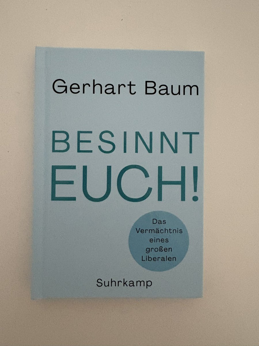 Er fehlt so schmerzhaft. Möge seine, unsere Partei, die sich nun ein neues Grundsatzprogramm gibt, sich seiner Worte erinnern. 🙏