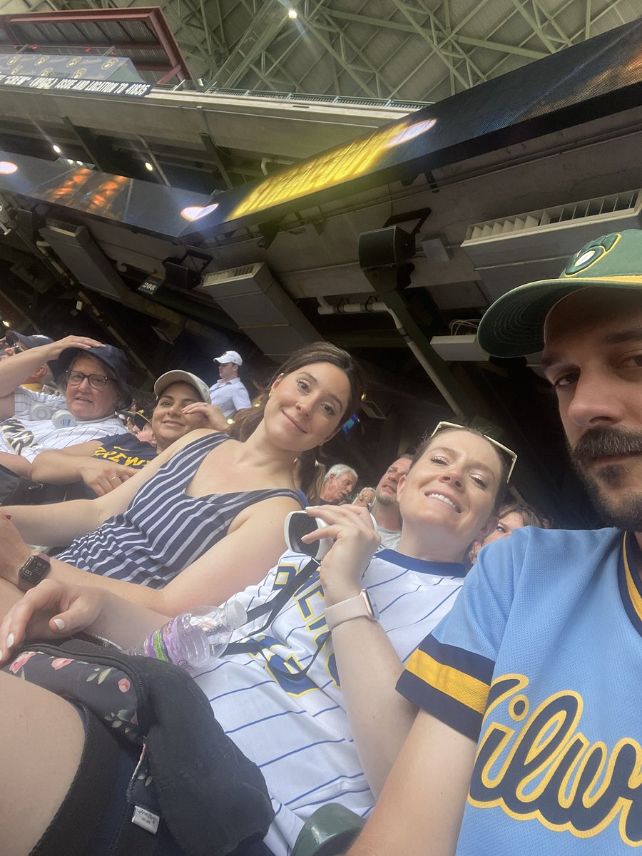 Tony_Cappozzo's tweet photo. #ThisIsMyCrew #kohlsbucksfan #getloudlambeau https://t.co/FzxbTfT6YS