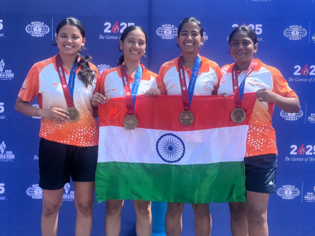 DGFSCDHG🇮🇳 tweet media