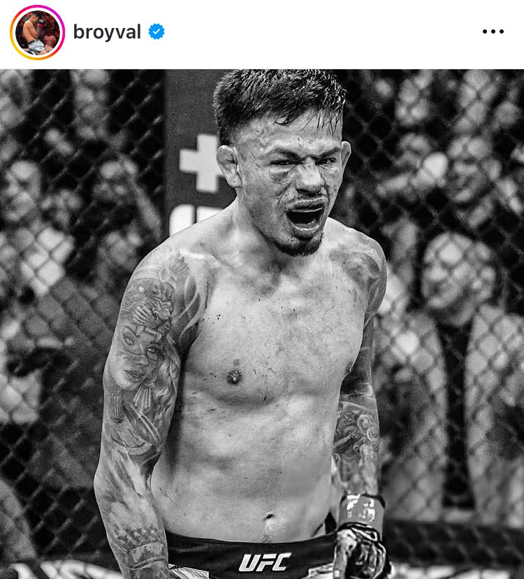 FightsMemory's tweet photo. ロイバルがインスタを更新しました📝

「“サソリとカエルの寓話”―自滅的で有害な結果を招くと分かっていても、抑えきれない本能に突き動かされる人間もいる」

「変わりたいと思っても俺は昔からこうなんだ。ずっと支えてくれた人たち、本当にありがとう🙏🏽」

#UFC317 https://t.co/NxCug3hlhh
