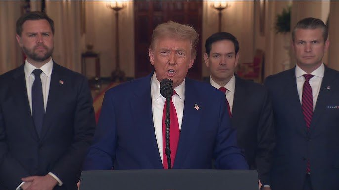 #ANÁLISIS. Hilo🧵👇
Va a sonar impopular. Previne que algo MUY SENSIBLE era el manejo de las relaciones exteriores después que Trump fue elegido en EE.UU. La conspiración es tanto externa como interna EN UNA POLÍTICA DE ABLANDAMIENTO de extrema derecha contra Petro
1/