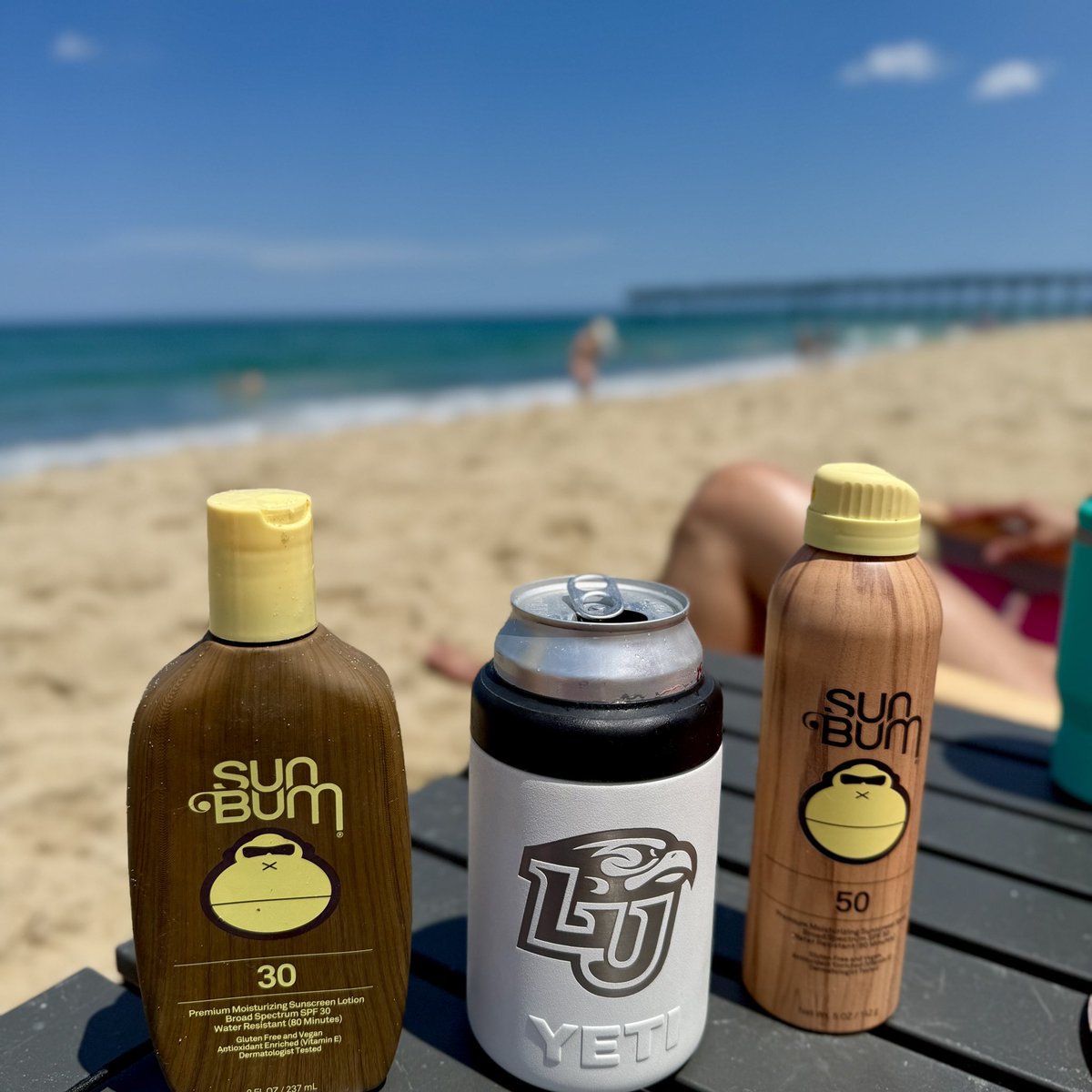 WesEstes7's tweet image. Sunday fun day in the OBX! I got to watch my son surf this morning, streamed The Heights church on the tube, and now enjoying some beach time with wifey and of course suntan location with plenty of hydration! LG!