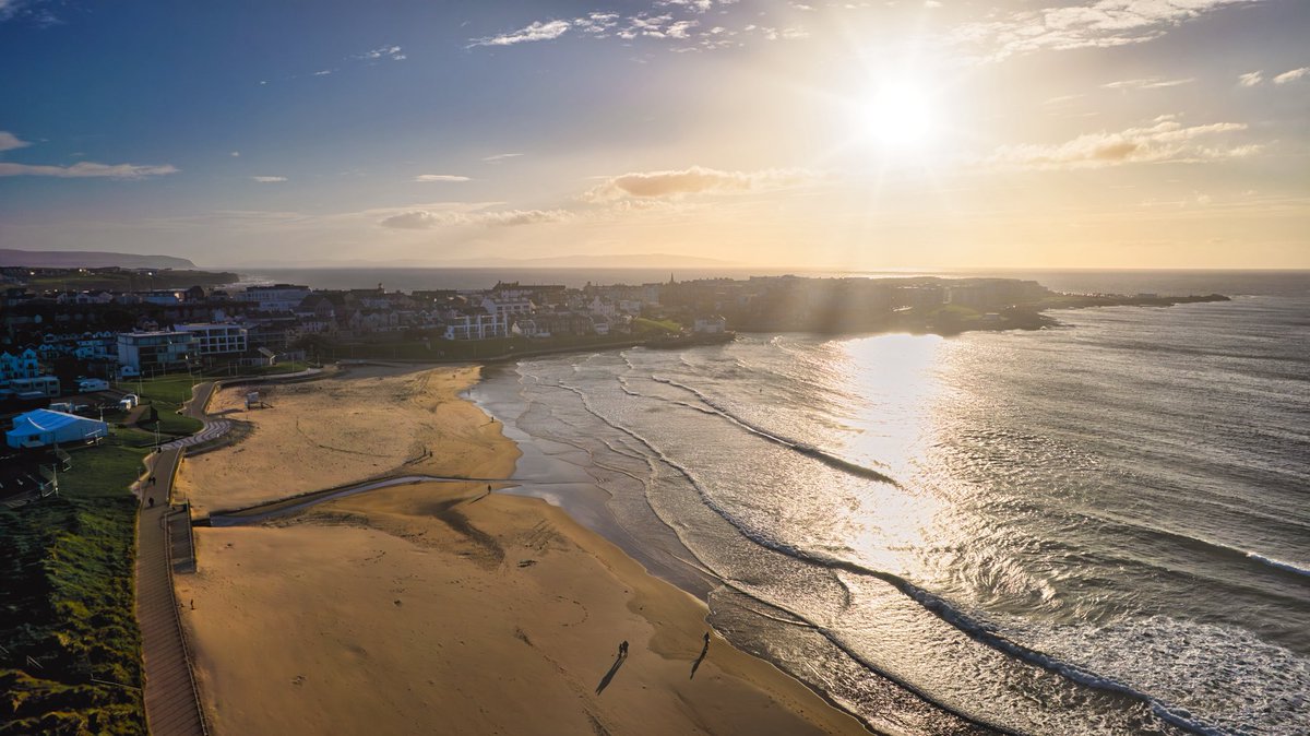 Stephen Henderson (@social_stephen) on Twitter photo Portrush sunsets in June are something else. Golden skies fading into the Atlantic. 🌅✨ #Portrush #Sunset
<a href="/barrabest/">Barra Best</a> <a href="/WeatherCee/">Cecilia Daly</a> Portrush sunsets in June are something else. Golden skies fading into the Atlantic. 🌅✨ #Portrush #Sunset
<a href="/barrabest/">Barra Best</a> <a href="/WeatherCee/">Cecilia Daly</a>