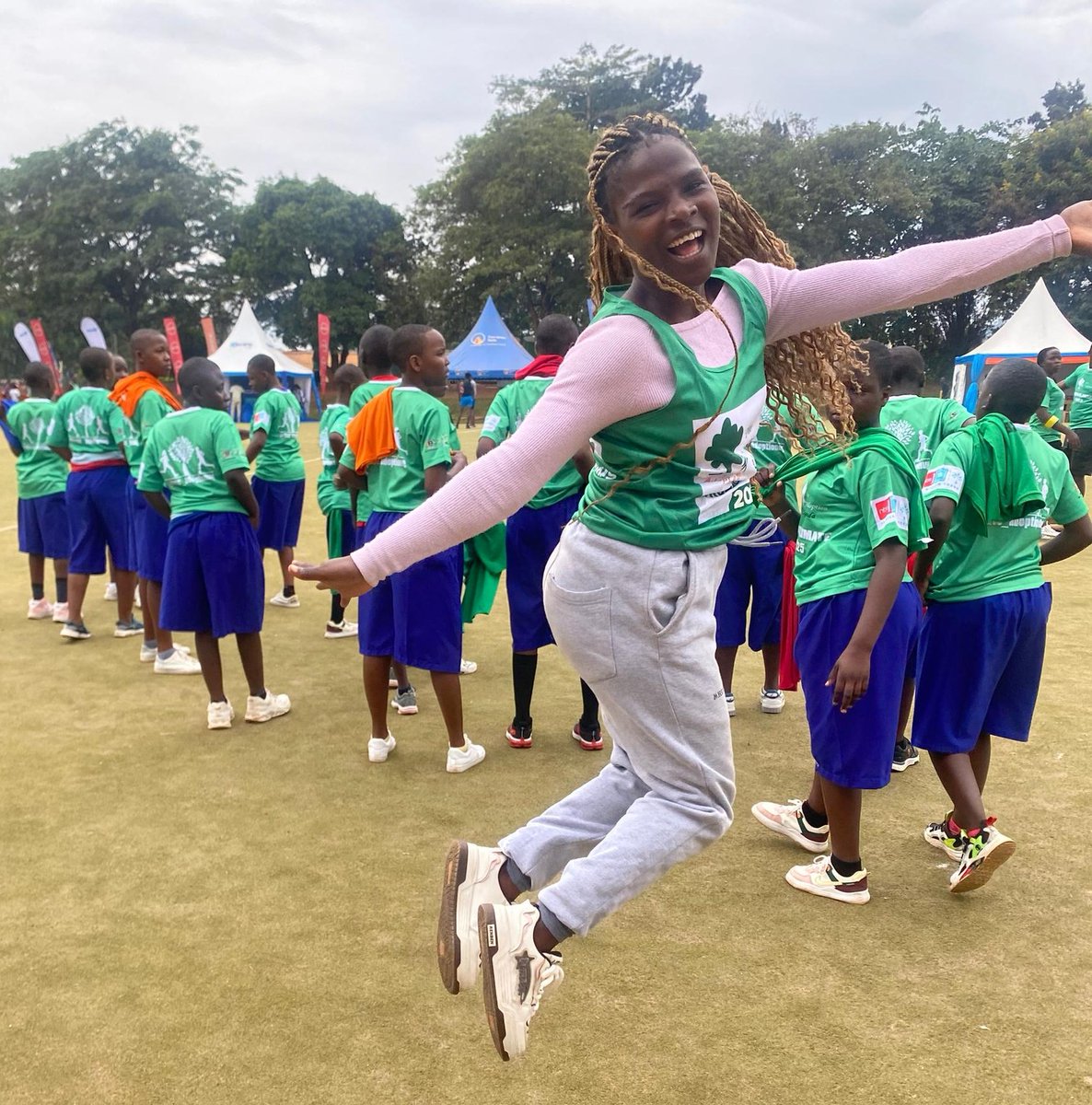 EcoWomenAllianc's tweet photo. Moments from todayโs Run for Climate event! Proud to stand with others raising awareness and taking action for our environment
#WOJI
#ClimateAction
#Run4Climate https://t.co/v8RY7pokFF