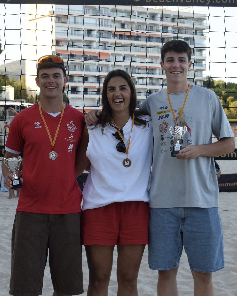 🏆 L'NZA Academy es proclama 𝗰𝗮𝗺𝗽𝗶𝗼́ 𝗱𝗲 𝗕𝗮𝗹𝗲𝗮𝗿𝘀 𝗦𝘂𝗯𝟮𝟭 masculí de vòlei platja!

🥈 El <a href="/voleimanacor89/">CONECTABALEAR CV MANACOR</a> queda subcampió del torneig autonòmic

🥉 El <a href="/ClubVoleiSoller/">Club Volei Sóller</a> completa el podi

4️⃣ Quart lloc balear pel <a href="/CVCIUTADELLA/">CLUB VOLEIBOL CIUTADELLA</a> 

👏🏽 Enhorabona!

#VoleibolDeCaNostra