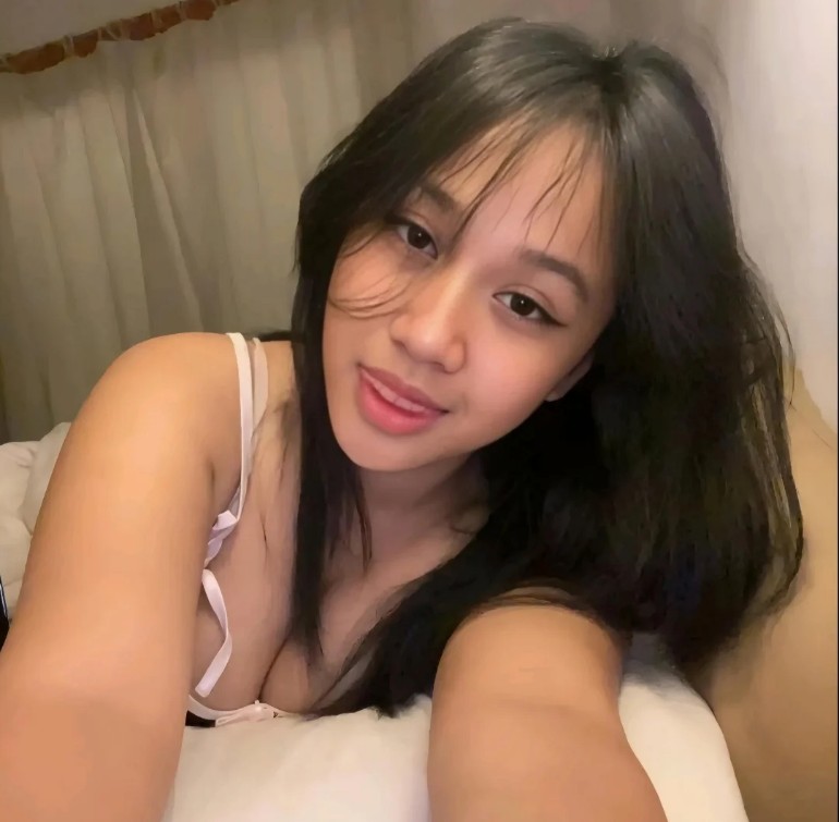 desianti09's tweet photo. lagi ngapainn? https://t.co/A6UvJUhjy1