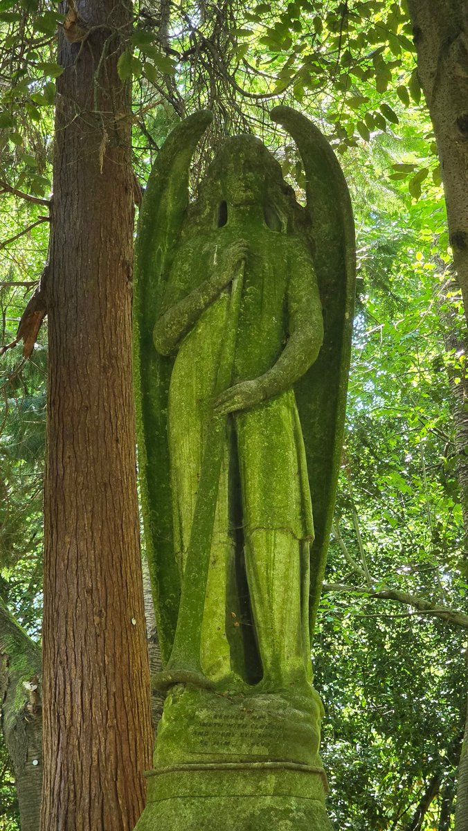 Part two of my pilgrimage around the Magnificent Seven Cemeteries in London, Highgate West. Near tropical today, but cooler than than being out in the sun.