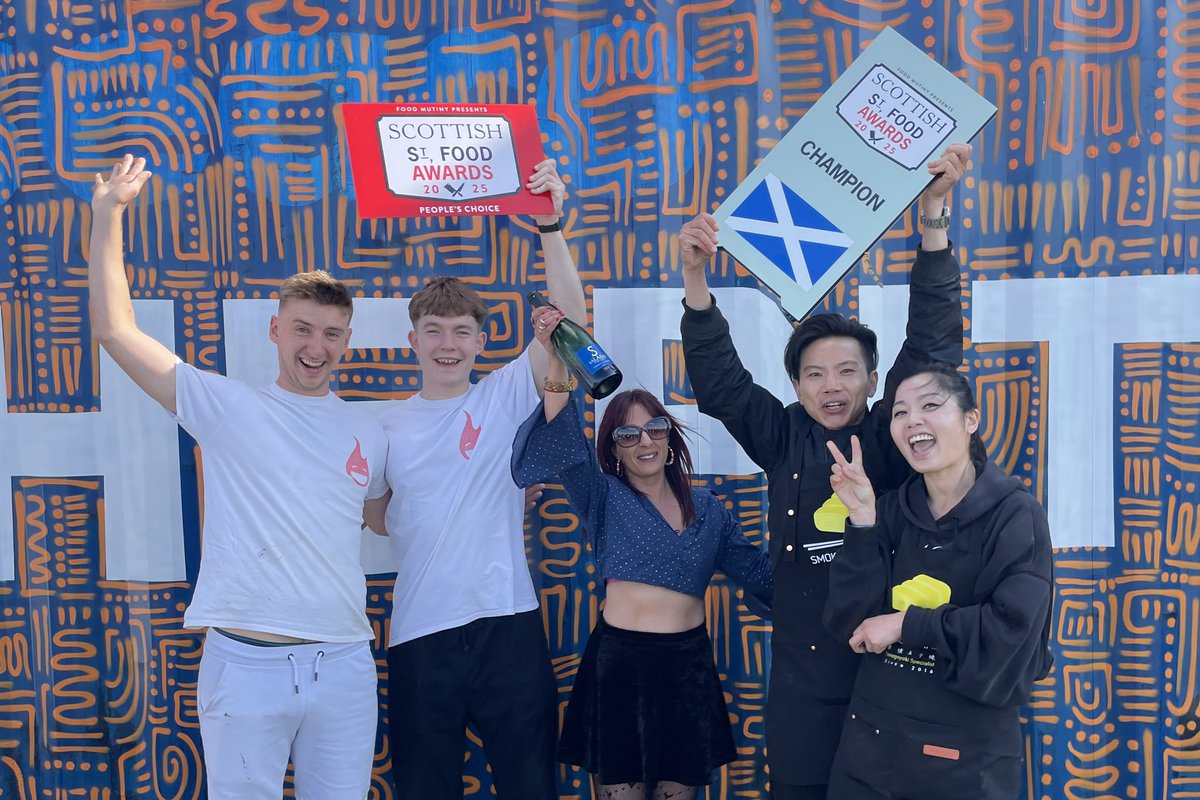 From Hong Kong to Kirkcaldy: Meet Scotland's new Street Food Champions winning the <a href="/BritStreetFood/">British Street Food</a> Awards at <a href="/thepittmarket/">the pitt</a> - with the Golden A board from <a href="/MAJIsign/">MAJIsign Ltd</a> goo.gl/alerts/yj2MRc #Edinburgh