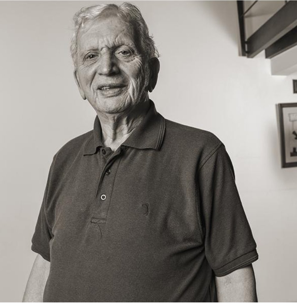 Hoy falleció a los 89 años Carlos (Carlitos, Lagarto) Coitiño. Militante, dirigente político del <a href="/PVP_Espacio567/">PVP | Espacio 567 | Frente Amplio</a> y del <a href="/Frente_Amplio/">Frente Amplio</a>, preso político por la dictadura 🇺🇾, legislador, compañero. Discutidor, inclaudicable, estudioso, pensamiento crítico, ideas firmes Hasta siempre!