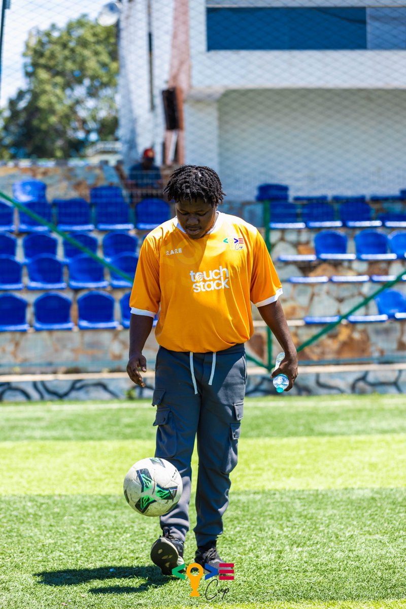 codeNcocktails's tweet photo. @kwekutech  Star Boy⭐
Better than @ace_rbk 😂

#CodeCup25 https://t.co/mptMWOZ3n1