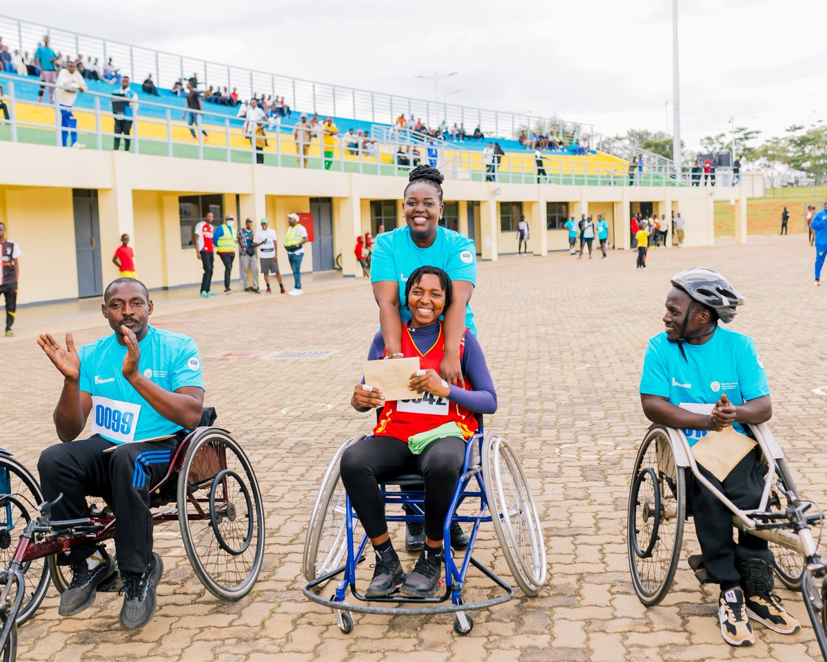 WateraidRwanda's tweet photo. 🥇🏆 Congratulations to all the winners and awardees of the @20km_debugesera #RaceToRestore!
Your strength, determination, and spirit inspired us all. From professional athletes to fun runners, each of you played a part. Well done to all champions of change!
#RunForWater https://t.co/hRYqfOmai7