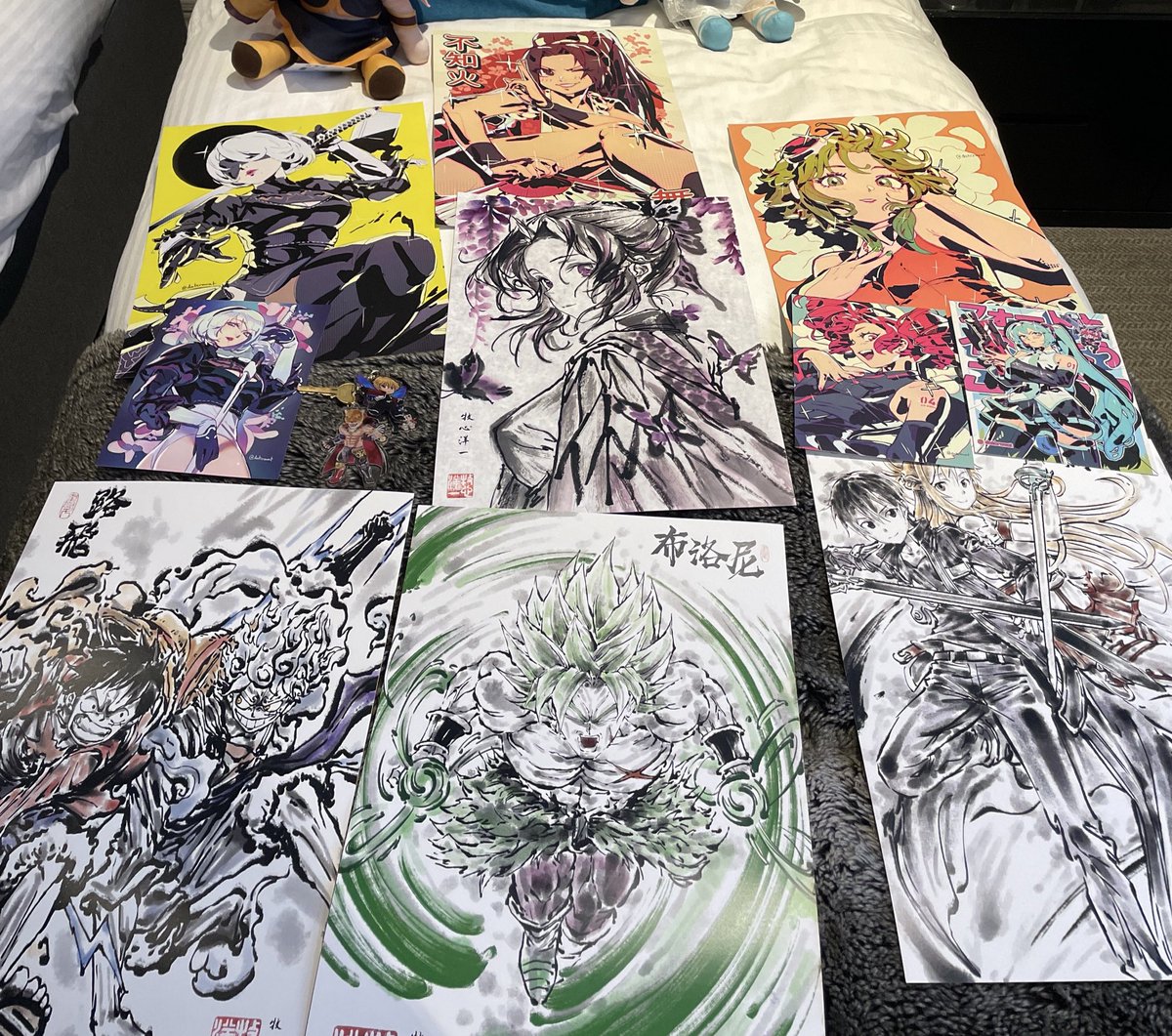NotLuyxr's tweet image. First time at @SunnyAnimeExpo and got a big item haul featuring some unbelievable art from @datcravat and @animeink44 this weekend as well as  more such as charms and keychains from stores scattered across the convention floor thanks It has been awesome!!