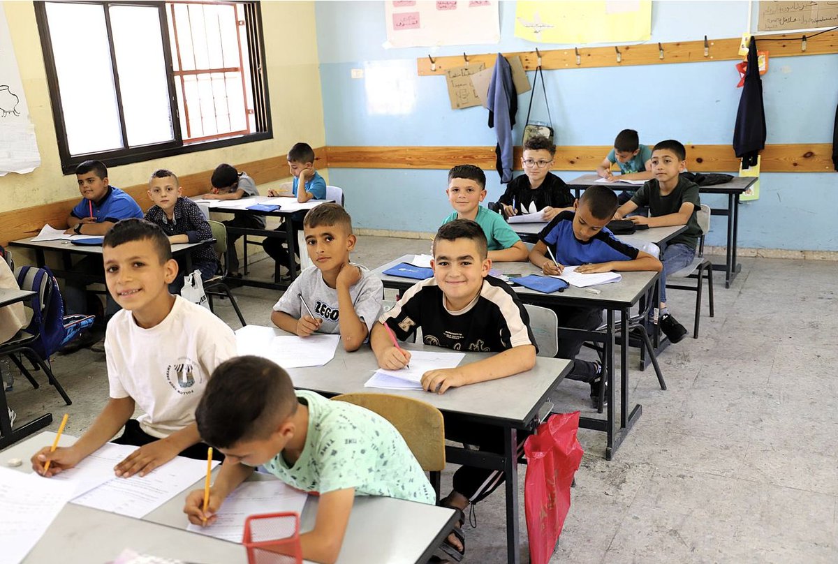 When schools are destroyed, hope remains. EU-funded classes help children like 7-year-old Doha continue learning. With World Vision and the Palestinian Ministry of Education, thousands are reclaiming their right to education. <a href="/eu_echo/">EU Civil Protection & Humanitarian Aid 🇪🇺</a> <a href="/ECHO_MiddleEast/">EU Humanitarian Aid | Middle East & North Africa</a> <a href="/EUpalestinians/">EU and Palestinians</a>