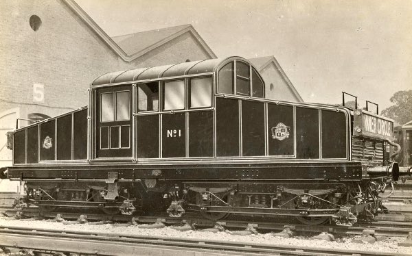 Would it make sense for the first Peel Godred electric engines to be based on the Metrovick electrics and the British Westinghouse steeplecabs?