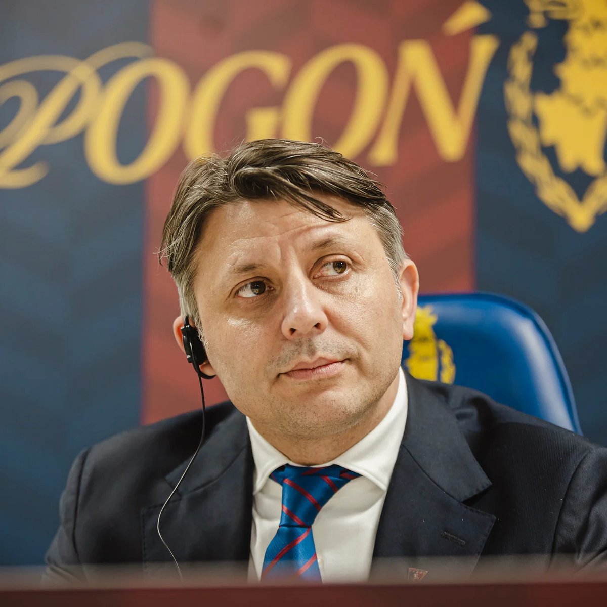 Pogoń Szczecin (@pogonszczecin) on Twitter photo ℹ️ CEO Pogoni Szczecin, Tan Kesler, znalazł się w Radzie Nadzorczej Ekstraklasy na sezon 2025/26.
Więcej ➡️ tinyurl.com/5n94fu3w ℹ️ CEO Pogoni Szczecin, Tan Kesler, znalazł się w Radzie Nadzorczej Ekstraklasy na sezon 2025/26.
Więcej ➡️ tinyurl.com/5n94fu3w