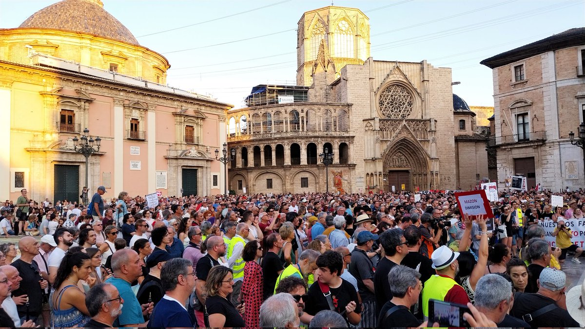 8 meses després, MAZÓN DIMISSIÓ!!!