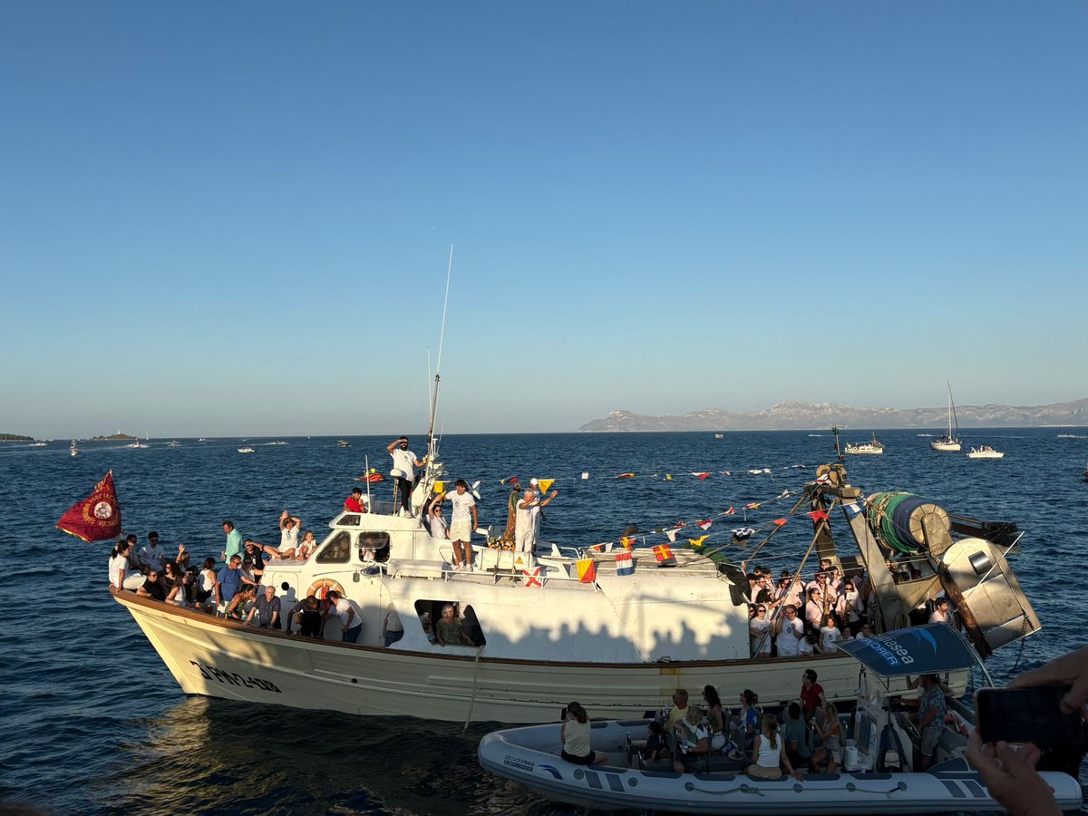 🎣 Avui celebram Sant Pere, patró dels pescadors i del Port d'Alcúdia.

Des dels Socialistes d'Alcúdia volem agrair la feina de la Confraria i la tradició marinera que dona vida a la nostra costa.

Molts d'anys!