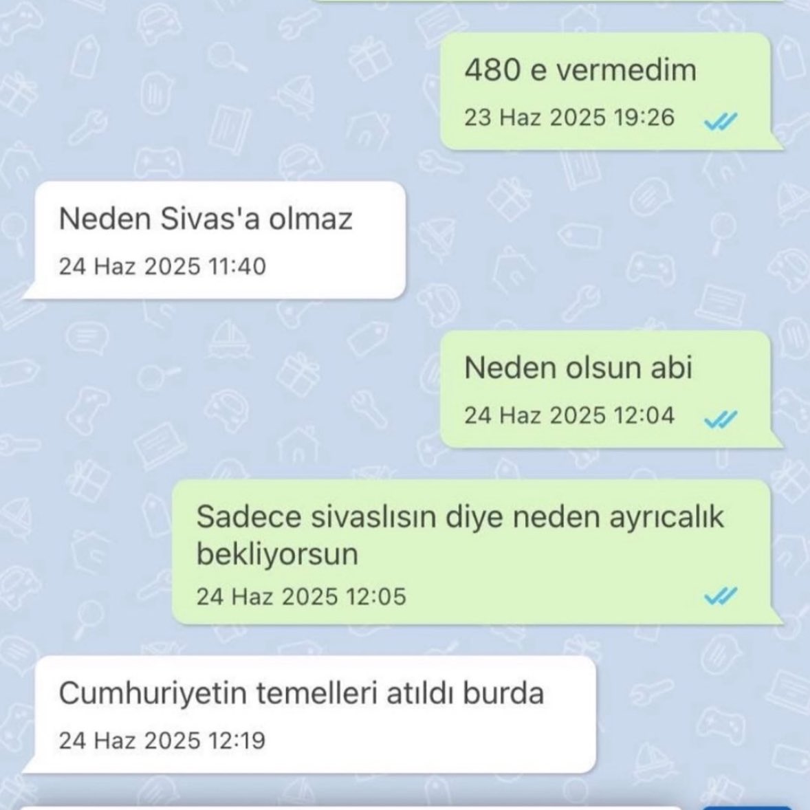 Araç satın almak isteyen Sivaslı vatandaşın ikna çalışması.
