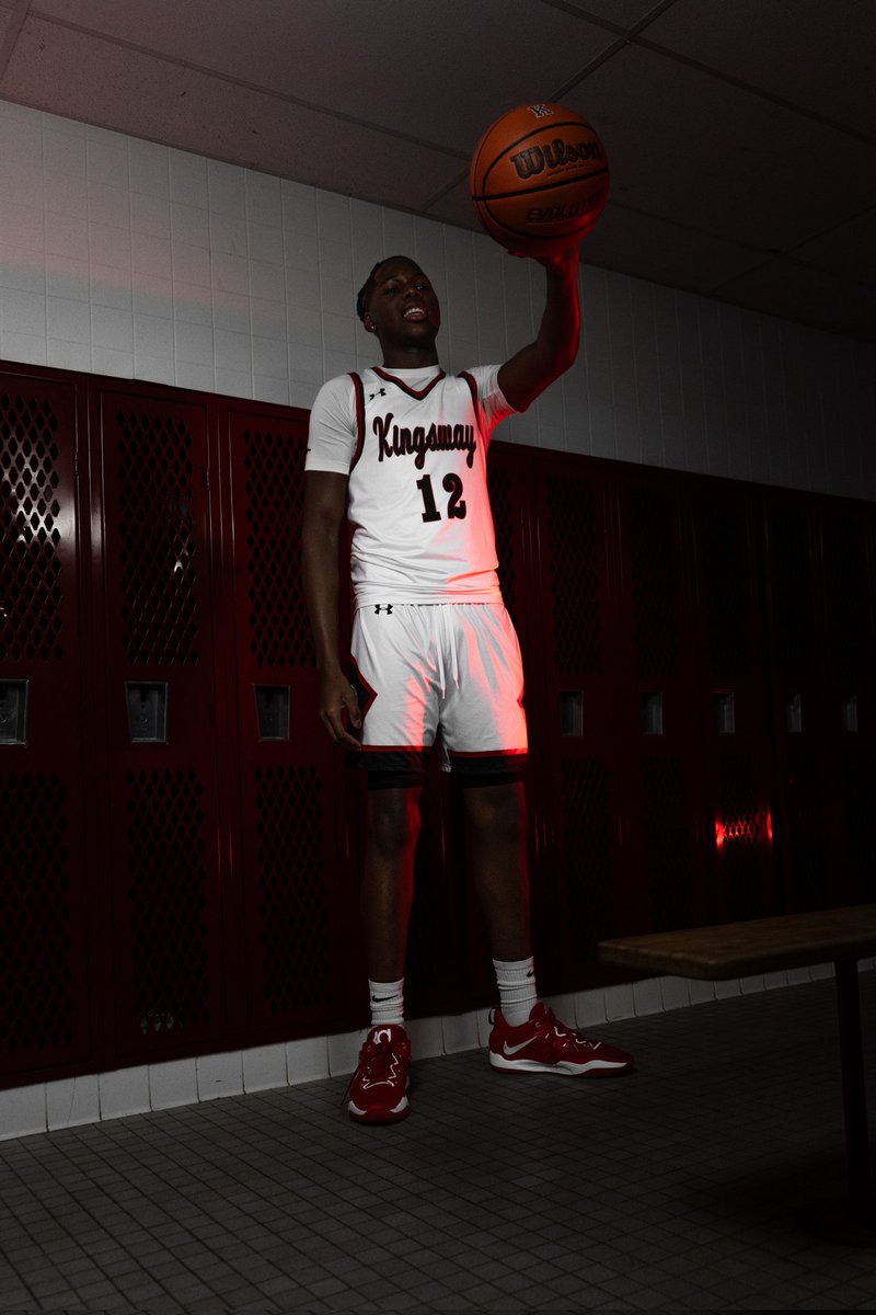 2026 <a href="/Tjco11ier/">Terence Collier Jr</a> with a big performance against Constitution HS <a href="/PhillyHSLive/">Philly HS</a> this morning!
25pts
13rebs
6asts
#raisethebar