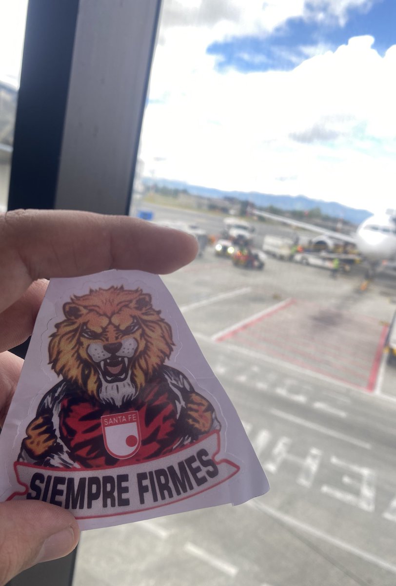 <a href="/Siempre__Firmes/">Siempre Firmes</a> 

Señores los dejo todo 🇮🇩🦁✊🏼