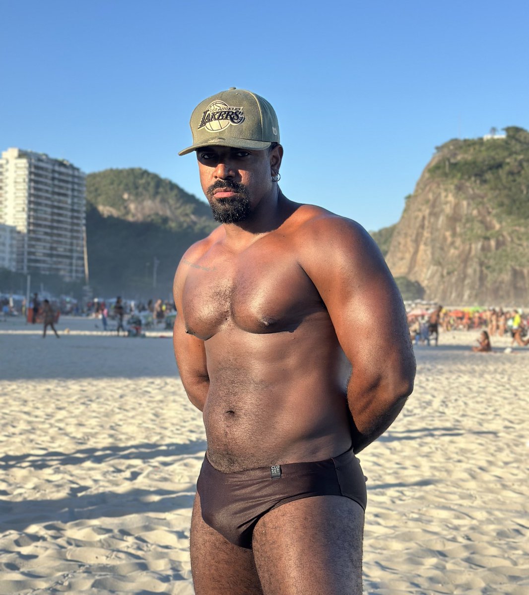 ☀️🌊
Amo viajar.
Mas o inverno do quintal de casa é diferenciado!

#Rj #errejota