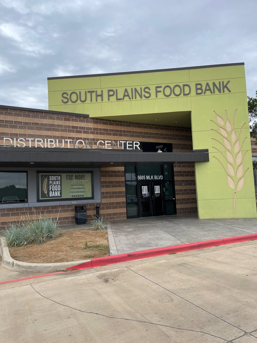 height_romello's tweet image. Had a good time helping at south plains food bank last week‼️ @MatadorClubOrg